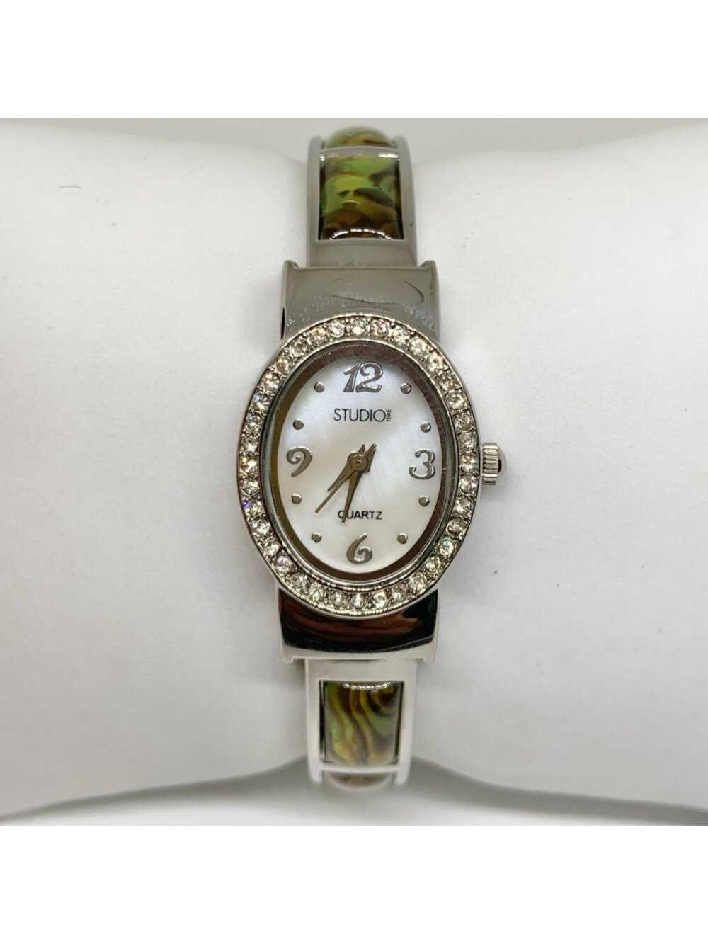 Studio women’s quartz abalone cuff bracelet watch silver tone 19mm running